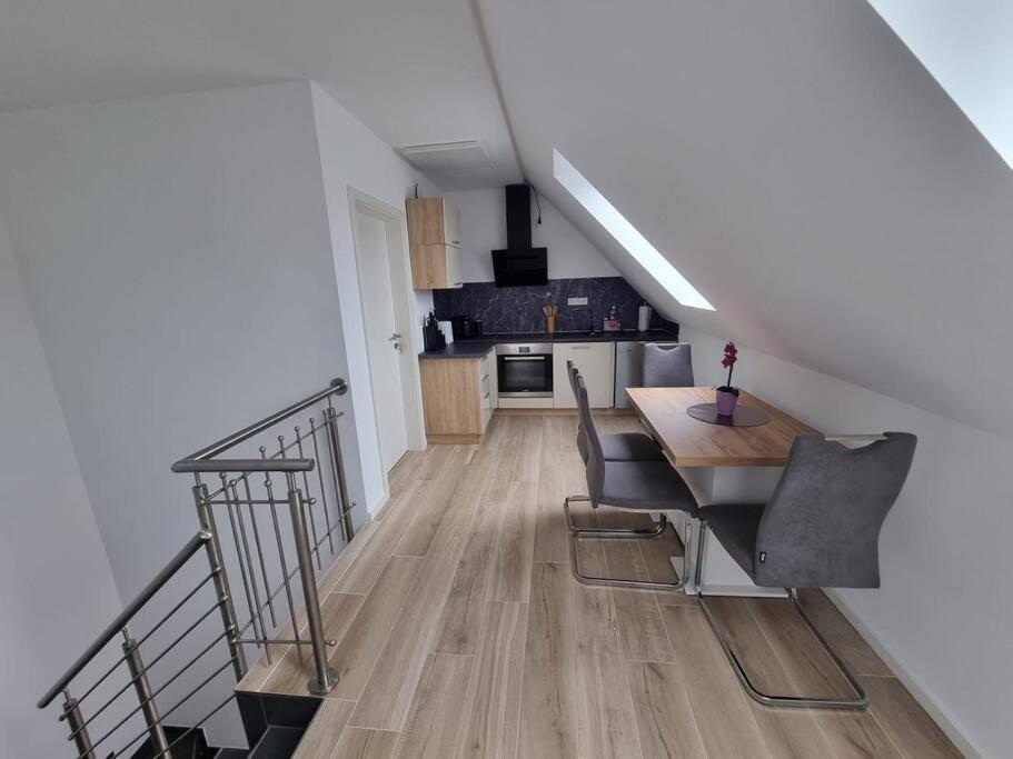 ויליך New & Modern Apartment Near Duesseldorf מראה חיצוני תמונה